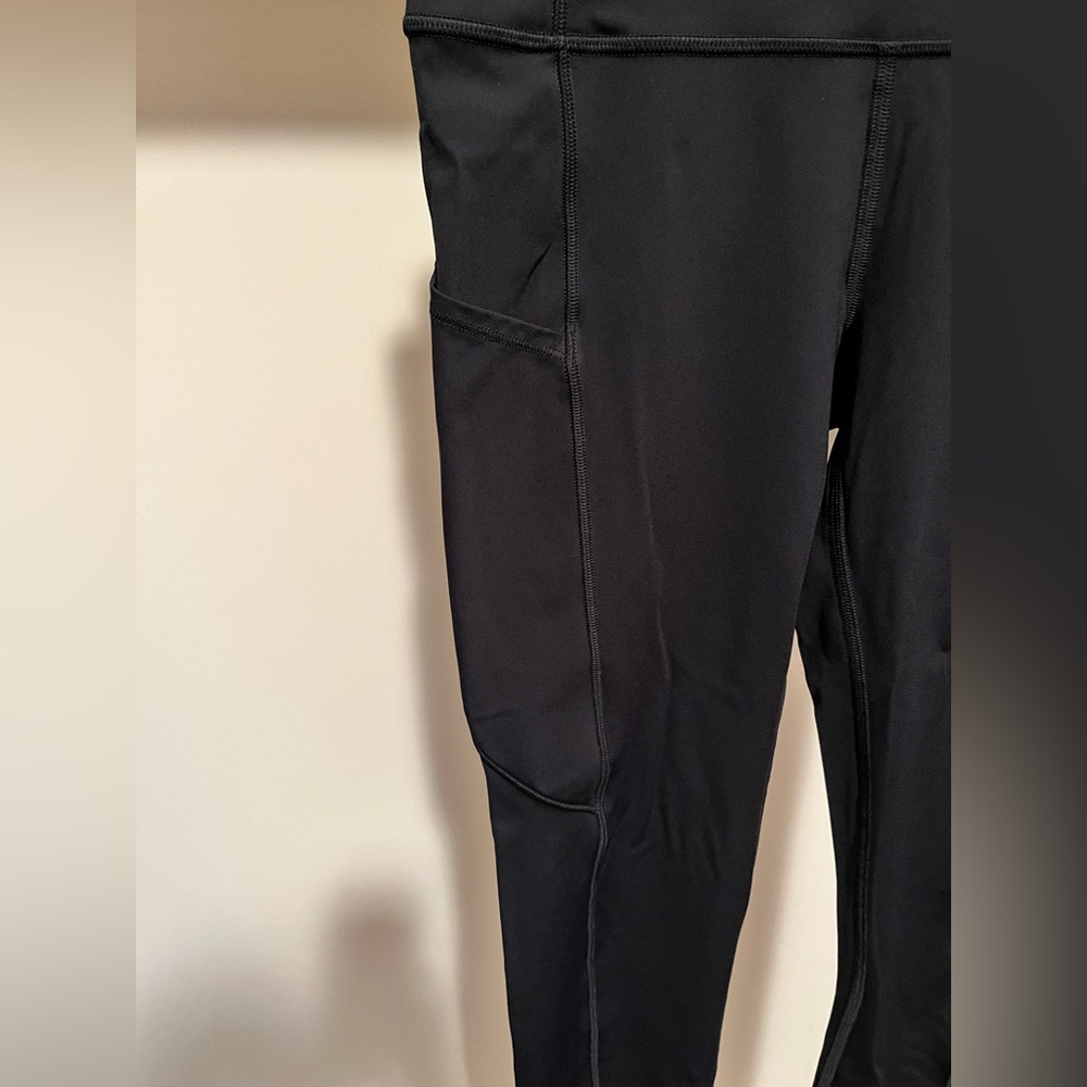 Lululemon Fast and Free Tights 25” - Picture 5 of 10